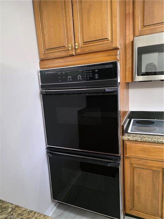Image 4: DOUBLE wall oven