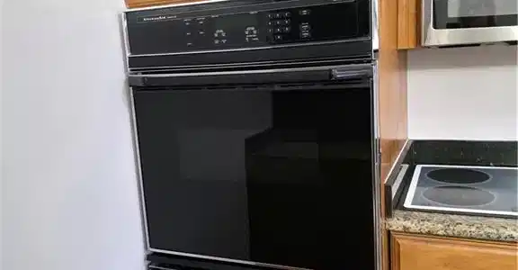 Image 4: DOUBLE wall oven
