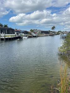 600 NW 36th AVE