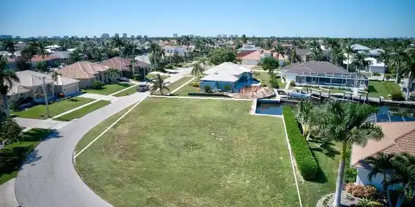 1844 Woodbine CT