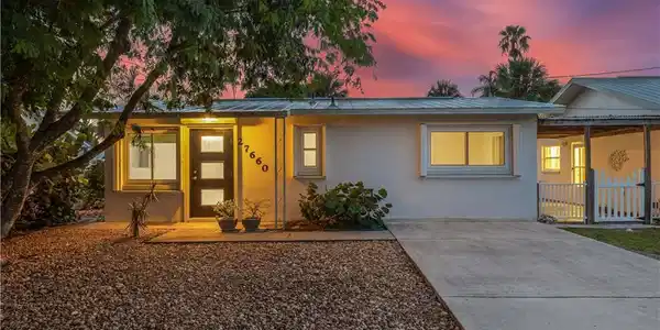 27660 Riverdale LN