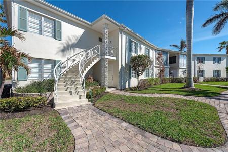 1568 Gulf Shore BLVD N