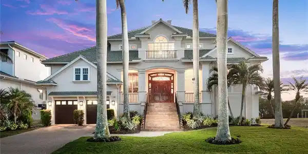 140 Heron AVE
