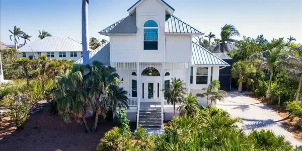 604 Sea Oats DR