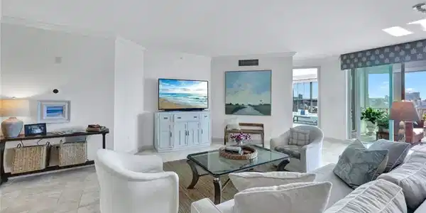 300 Dunes BLVD