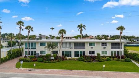 1550 Gulf Shore BLVD N