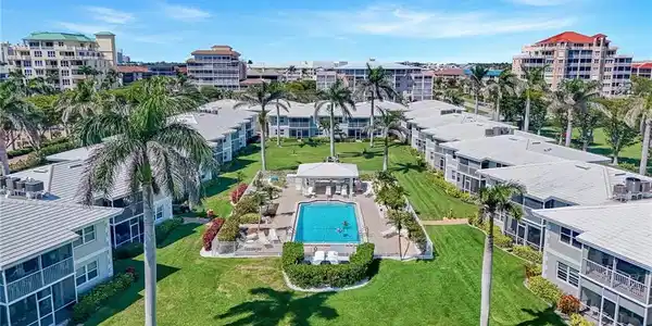 1014 S Collier BLVD