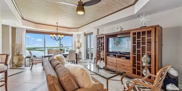 4951 BONITA BAY BLVD