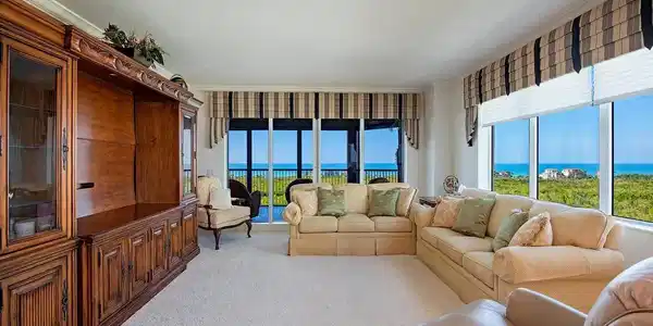 7425 Pelican Bay BLVD