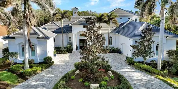 253 Cheshire WAY
