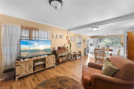 5 Henderson DR