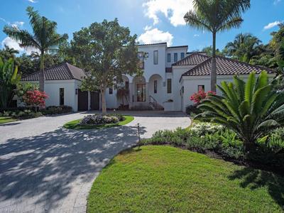 2375 Lantern LN