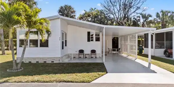 44 Turquoise AVE