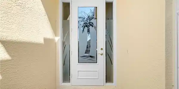 Image 4: Property entrance