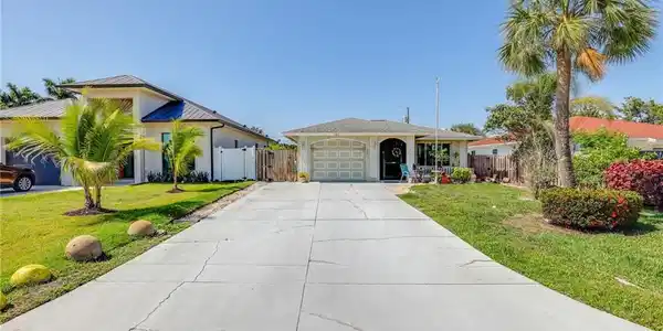 785 103rd N
