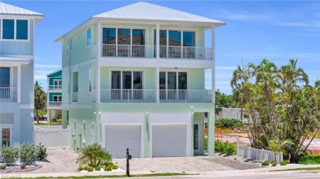 3507 Estero BLVD