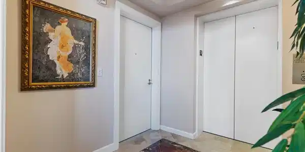 Image 2: Elevator