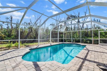 7201 Guava AVE