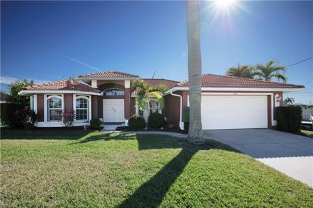1144 SW 39th ST