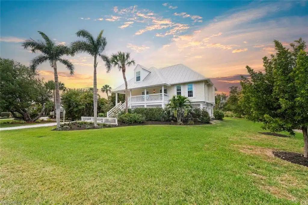 Image 1: Front of Home