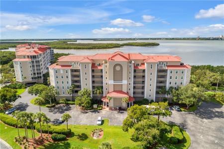 201 Vintage Bay DR
