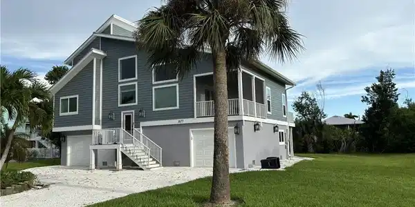 1677 Sabal Sands RD