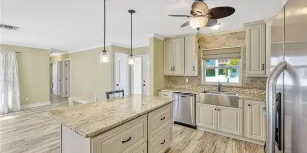 155 Tahiti RD