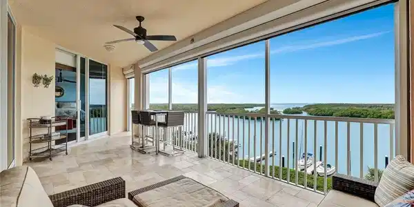 435 Dockside DR