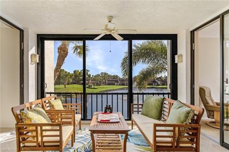 4585 Trawler CT