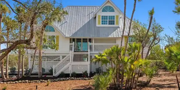 252 Daniel DR