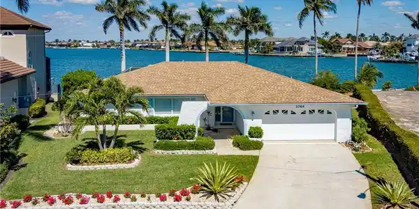1064 Fieldstone DR