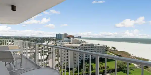 260 Seaview CT