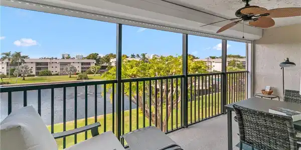 788 Park Shore DR