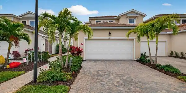 4646 Arboretum CIR
