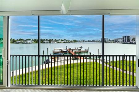 222 Harbour DR