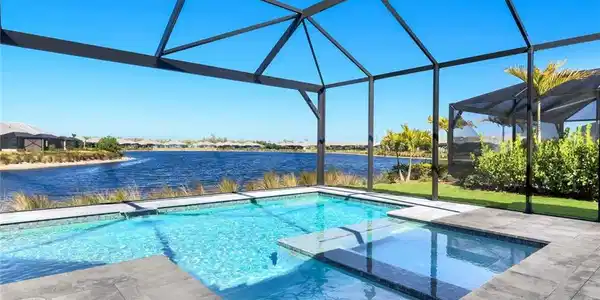 8943 Gustavia CT