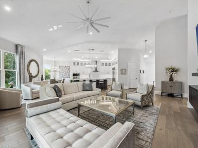 195 Colonade CIR