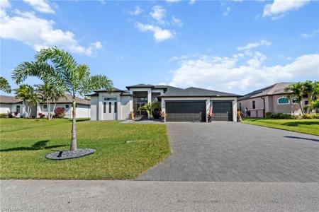 1815 SW 40th TER