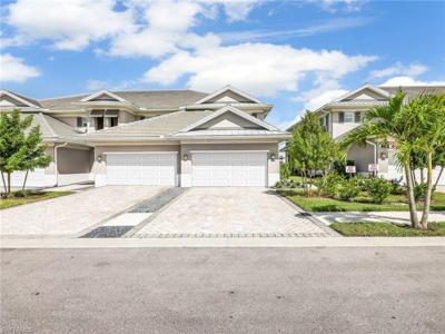 257 Indies Dr E