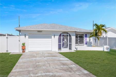 693 95TH AVE N