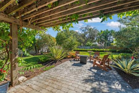 3325 AVOCADO DR