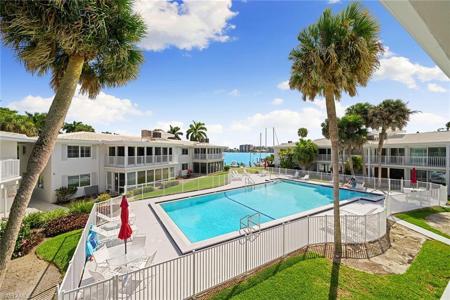 380 Harbour DR