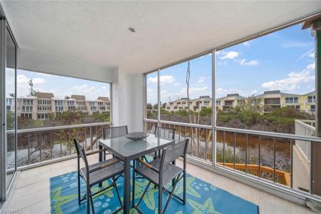 200 Periwinkle WAY