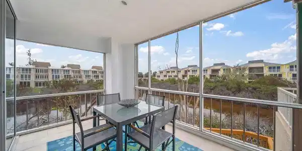 200 Periwinkle WAY