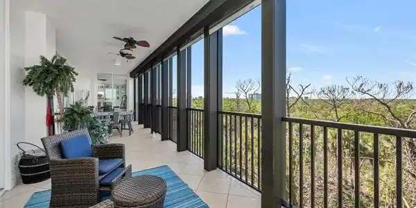 445 Cove Tower DR