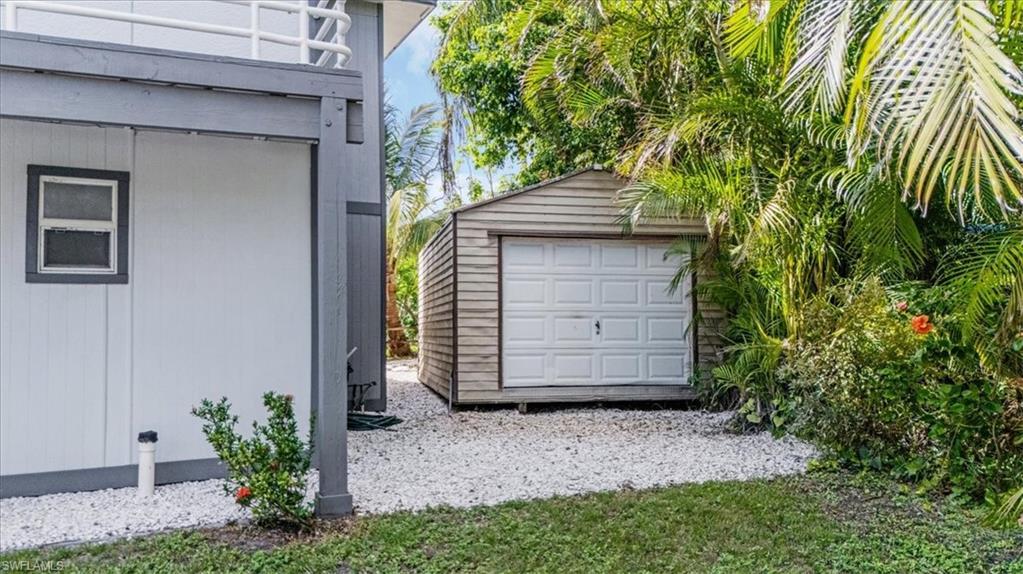 Image 3: View of garage