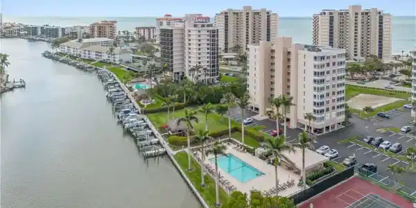 11118 Gulf Shore DR