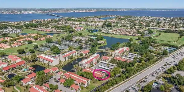 4384 Bowsprit CT