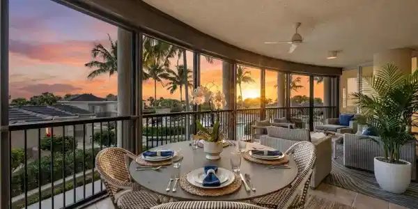 8665 Bay Colony DR