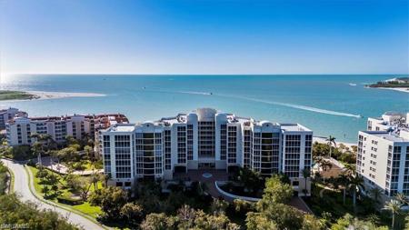 4000 Royal Marco WAY